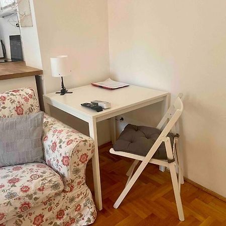 Knezits Spacious Ac Terrace Free Parking Budapest Esterno foto
