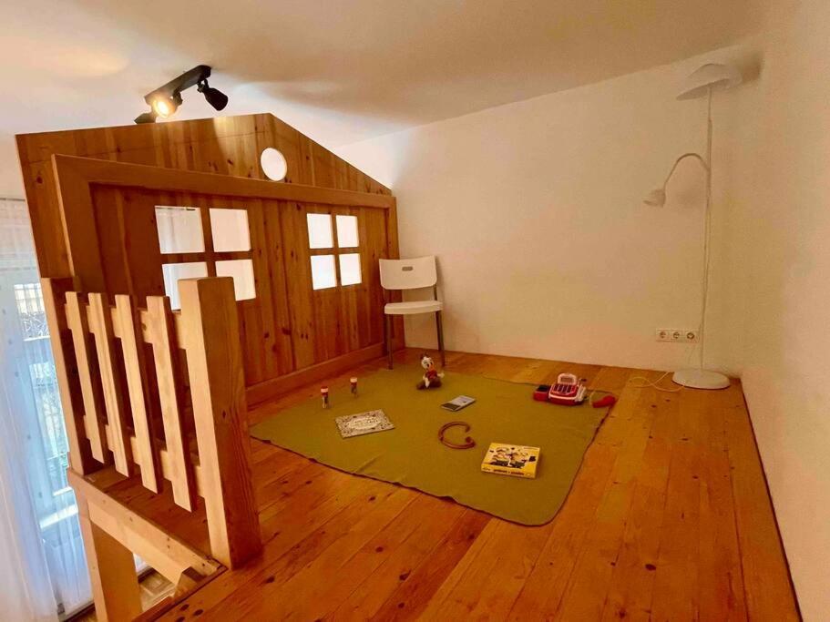 Knezits Spacious Ac Terrace Free Parking Budapest Esterno foto